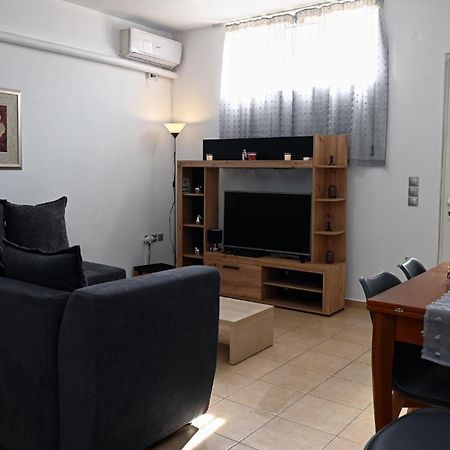 Oasis Lower Ground Floor Apartment Argos Exterior photo